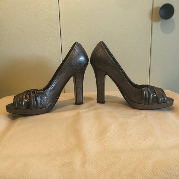 Cole Haan Tonya pewter-colored leather open-toe pumps sz 8 - Picture 12 of 16